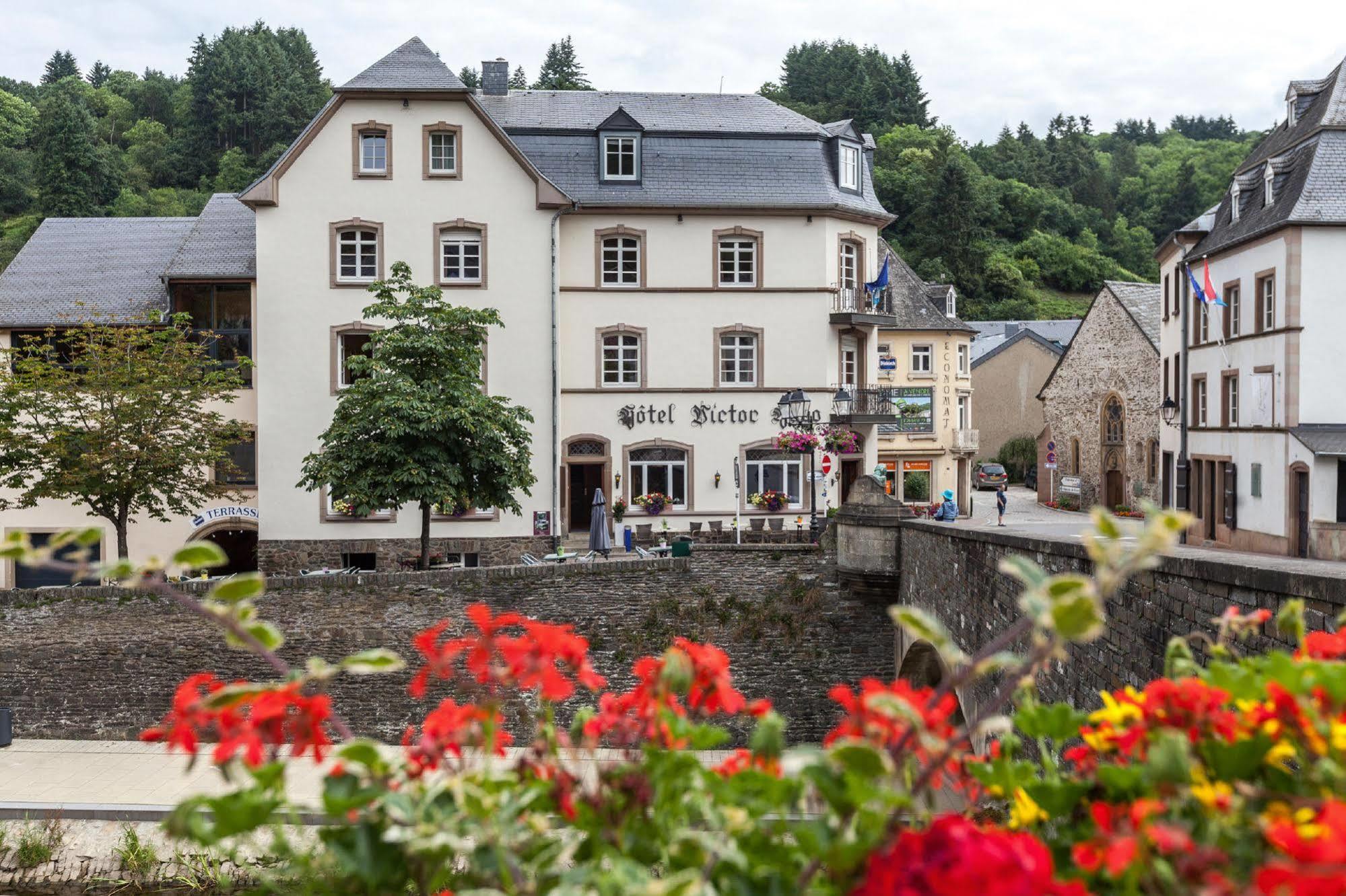 Hôtel - Restaurant " Victor Hugo" Vianden Exterior foto